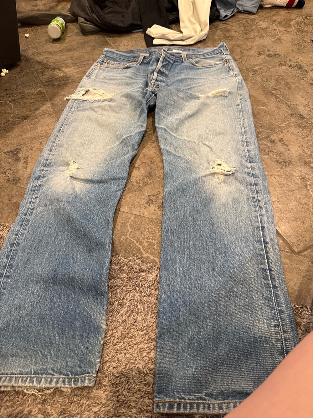 🤍Blue Levi’s 501 Distressed Men’s button fly Jeans W38 L36 made in Dominican